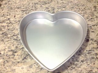 Wilton Cake Pan Heart Pan 502 1298 for Your Valentine