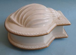 Italian Majolica Art Pottery Ceramic Agostinelli Bassano Shell Luxury