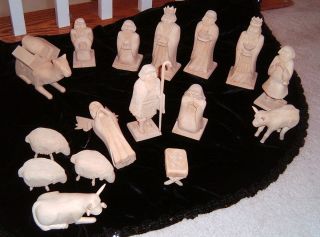 RARE Signed Irv Goodale 1987 16 Piece Hand Carved Wood Nativity Set