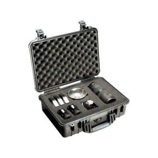 Pelican Dust Proof Case with Padded Divider   1500 004 110