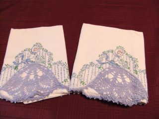 Vintage Unused Pair of Crocheted and Embroidered White Pillowcases