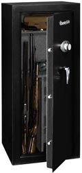 This large capacity 24 gun safe has a combination lock and can hold 24