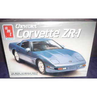 #6143 AMT Chevrolet Corvette ZR 1 1/25 Scale Plastic Model