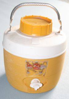 Vtg POLORON 1 Gallon HOT COLD Cooler Drink Dispenser Jug Spout yellow