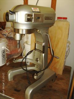 Hobart 20Qt A200 Mixer with Bowl, Splash Guard, Whisk, Dough Hook and