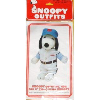Peanuts Snoopys Wardrobe for 11 Plush Snoopy   Baseball