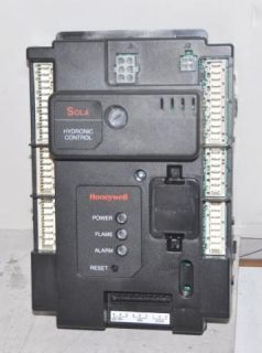 Honeywell R7910A1001 Hydronic Boiler Control System