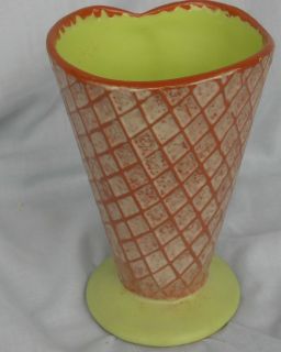 Hallmark Waffle Ice Cream Cone Vase 6Tall 4Across Top Pottery Glazed