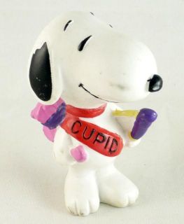 Vintage Snoopy Peanuts PVC Figurine Cupid Valentine Day Mini Figure
