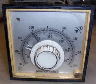 Plastomatic II Temperature Controller 0 800 F
