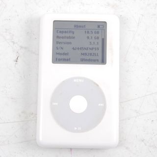  iPod classic 4th Generation  Player 20 GB 20GB *Battery is Weak