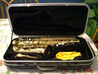 Jean Baptiste Deluxe Saxophone Mint Condition