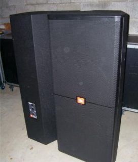 JBL SRX725 Professional Series Loud Speakers