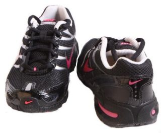 Nike Torch 4 Youth Girls Black Vivid Pink Silver Sneakers Medium