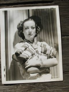 Joan Crawford Beautiful Vintage Hollywood Portrait
