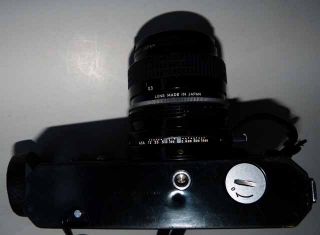 Nikon "Nikkormat" FT2 35mm SLR Black Model Nikon "Nikkor" Lens Looks Works A  