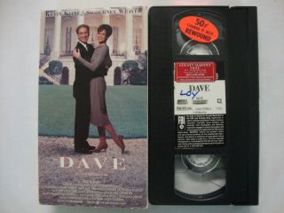 Dave VHS 1993 Kevin Kline Sigourney Weaver 085391296232