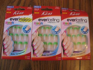 Kiss Everlasting French Nails #53922 Medium Length Limited Edition