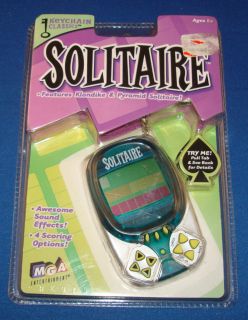 Solitaire Klondike Pyramid Electronic Card Game Keychain MGA Travel