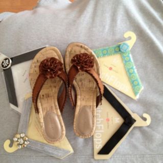 Lindsay Phillips Switchflops LILLY Kitten Heel CORK Size 7 Comes With