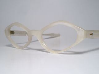 Vintage Ladies Sun/ Eyeglasses Swank Laurette Pearl White 46 20 Sm M