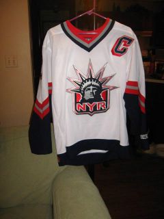 CCM New York Rangers Leetch Jersey Sweater Mens Medium