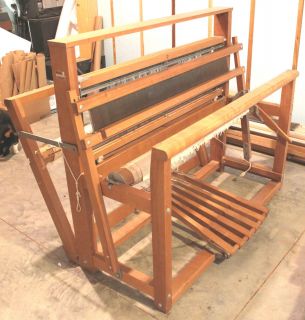 Leclerc Nilus 45 Four Harness Six Treadle Jack Weaving Loom Made in
