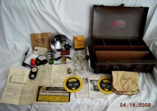 Antique Camera Suitcase w Lighting Accessories Leather