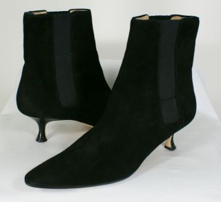 MANOLO BLAHNIK Black Suede Pointed Low Heels Ankle Boots Booties Shoes