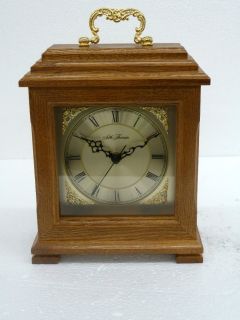 Seth Thomas Quartz Mantel Oak Finish Mantel Clock