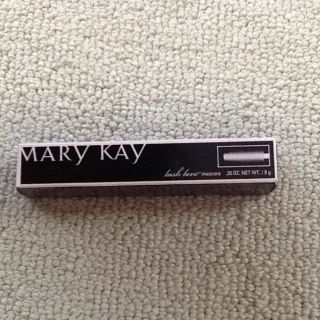 New Mary Kay Lash Love Mascara in Black 28 FL Oz