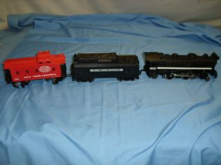 Lionel 8632 Engine with Tender Caboose Model Trains Railroad Cars