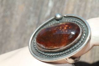 LARGE VINTAGE MEXICAN STERLING SILVER & BROWN FIRE AGATE RING