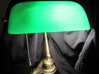 Bright Vintage Emerald Green Glass Bankers Student Piano Desk Lamp