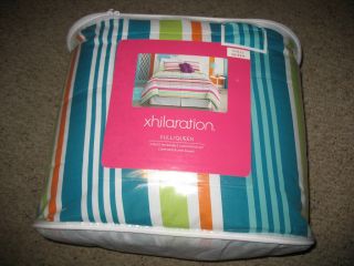 5pc Turquoise/Whit e Peace Design Kids Reversible Comforter Set