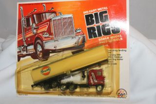 Zee Toys Big Rigs, Gulf Gasoline Semi Truck, Mint on Card