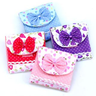Sweet bow pattern sanitary napkin package