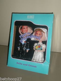 Bride & Groom Picture Frame Bobbleheads Cake Figures Funny Wedding