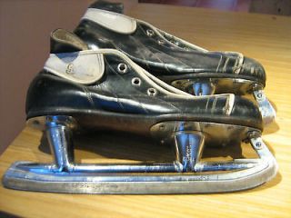 Vintage Old Skating Ice Hockey,size 10  2/3 .Made in Canada.