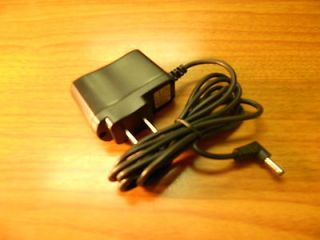 1A AC Home Wall Power Charger/Adapte r for JVC Camcorder AC V10M*1