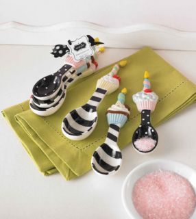 Mud PIe Hand Painted Ceramic Cupcake Measuring Spoon Set