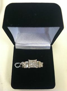 CUT WITH BAGUETTES DIAMOND BRIDAL ENGAGEMENT RING 3 STONE 2 CARAT
