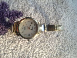 Timex Indiglo WR 30M Womans Watch Stainless Steel CW Band Great