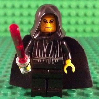 Lego Star Wars Minifigure! Emperor Palpatine with Lightsaber!