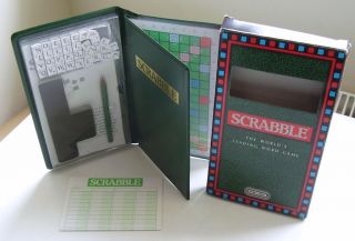 TRAVEL SCRABBLE The Magnetic Word Game For 2   4 Players