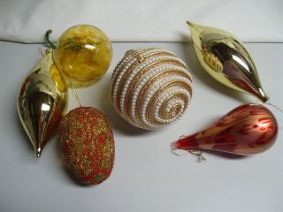 Large Fancy Assorted Gold Red Beaded Glass Plastic Christmas Ornaments