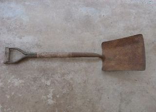 Vtg Old Farm Tool Shovel Scoop Stamped 2 Featherweight w/ pat Home