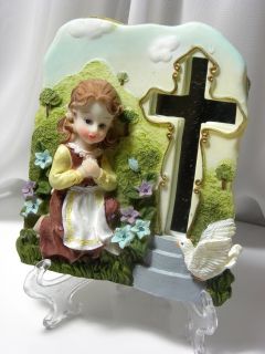 PARTY FAVOURS Gift GIRL PRAYING Figurine FIRST HOLY COMMUNION