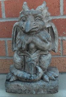 Concrete latex fiberglass mold Dragon/Gargoyl es Statue