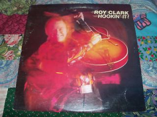 ROY CLARK  HOOKIN IT 1977 REISSUE COUNTRY LP Vinyl Record HEE HAW